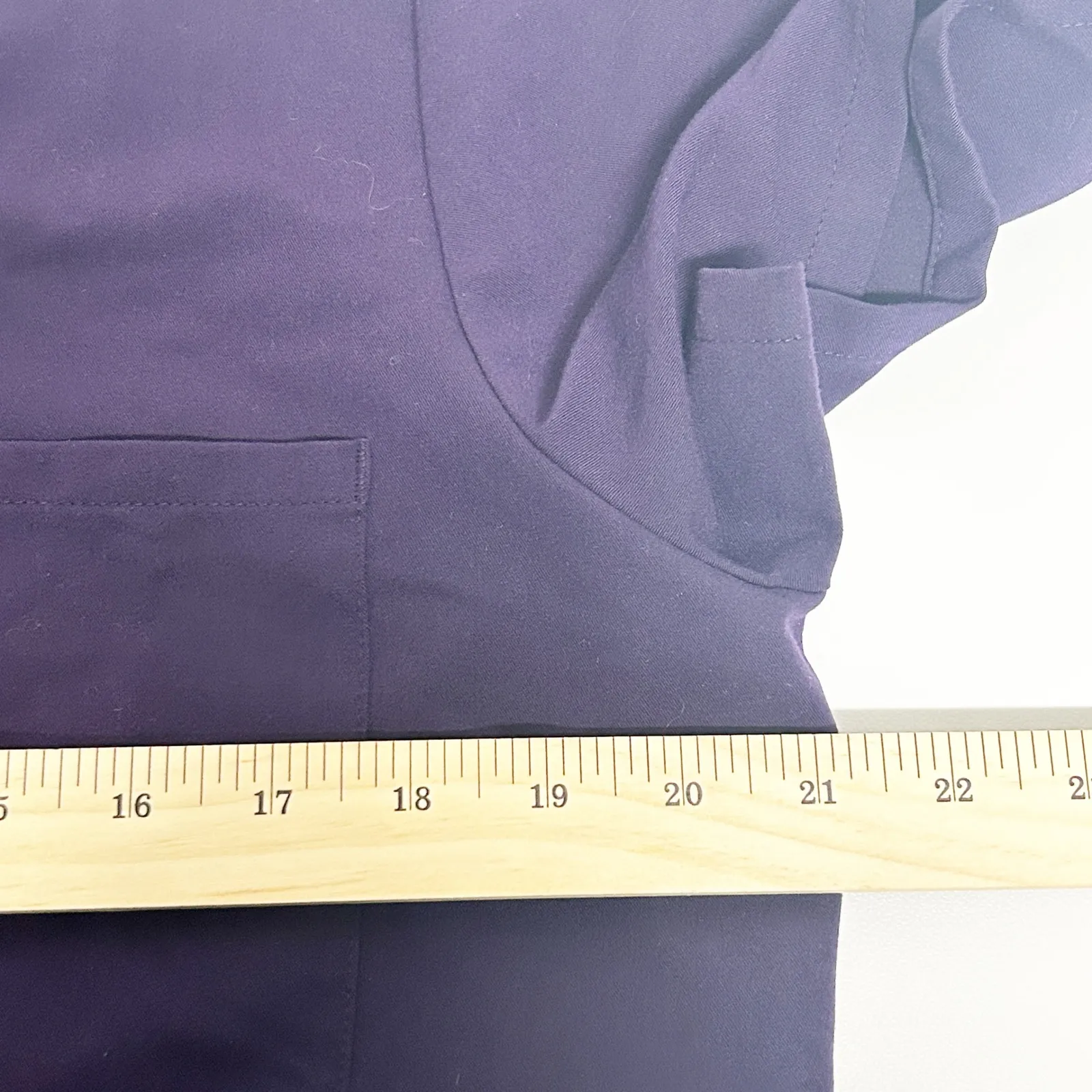 FIGS Womens Catarina Technical Collection V Neck Scrub Top Size XL Purple - Image 7