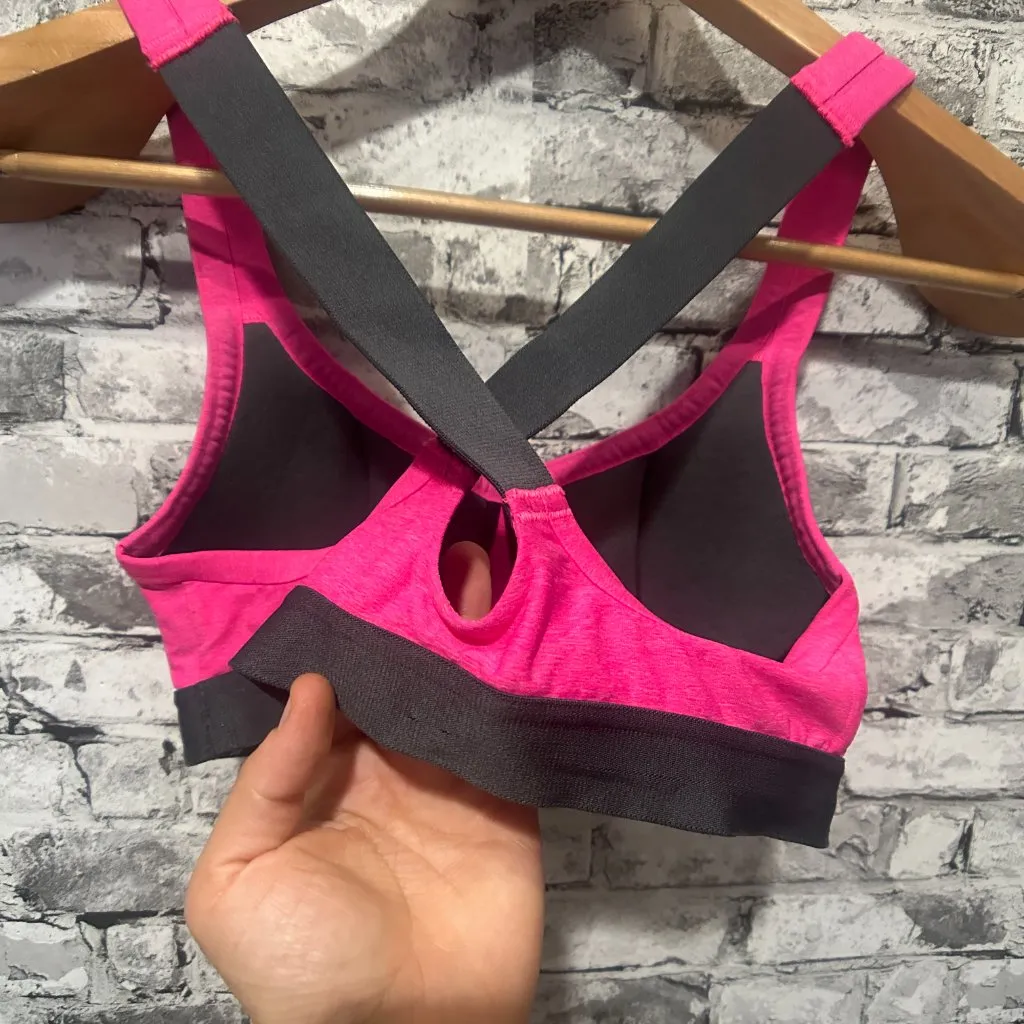 EUC Under Armour Pink Sports Bra Padded Size Small - Image 7