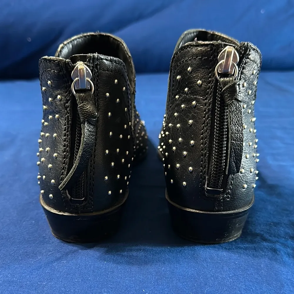 Kenneth Cole Reaction - Image 3