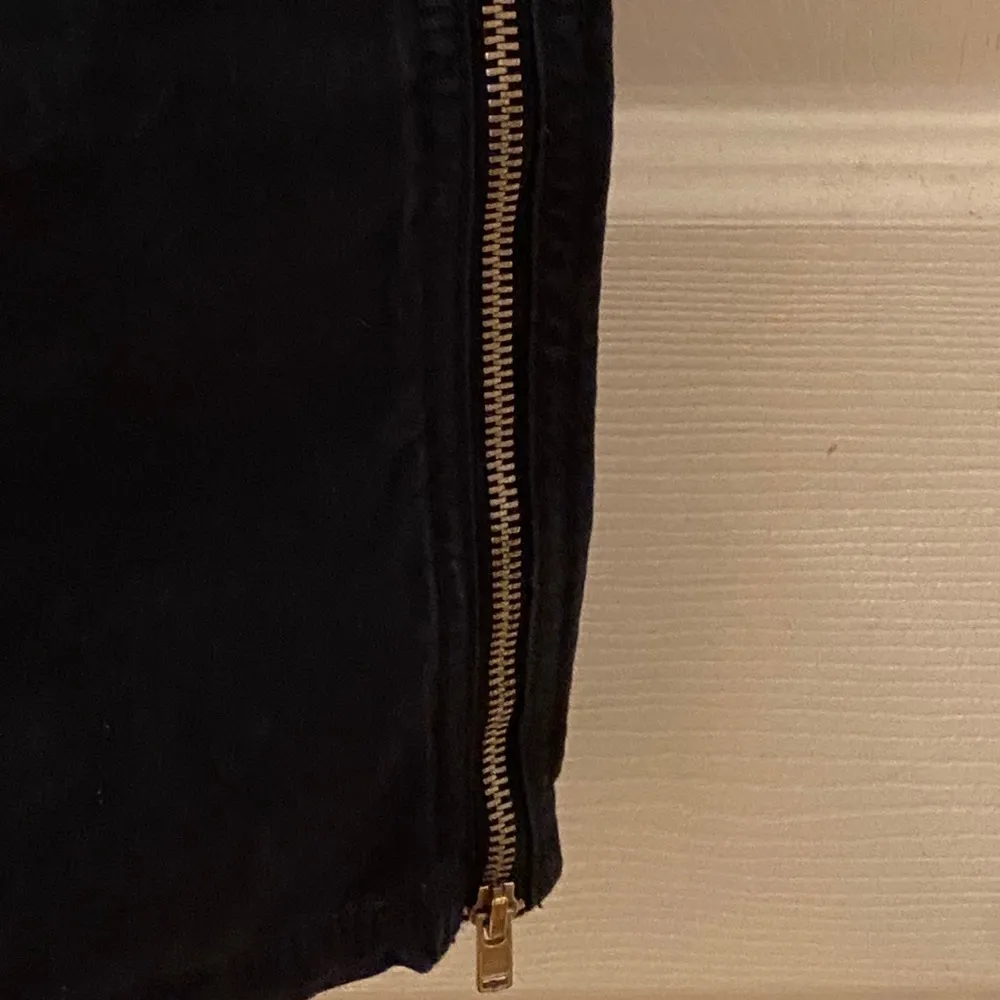 GAP KHAKIS SKINNY CARGO PANTS - Image 2