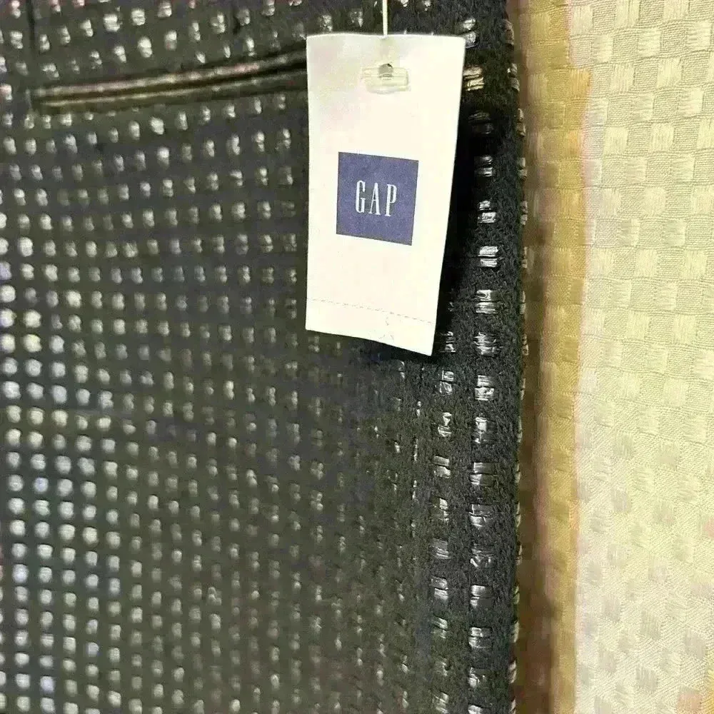 NWT Gap Black Textured Square Pattern Lined Mini Skirt faux leather Size 14 - Image 5