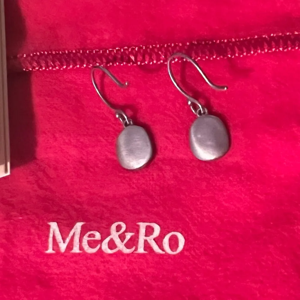 Me & Ro Silver Heart Flames Earrings Pierced Hooks - Image 3