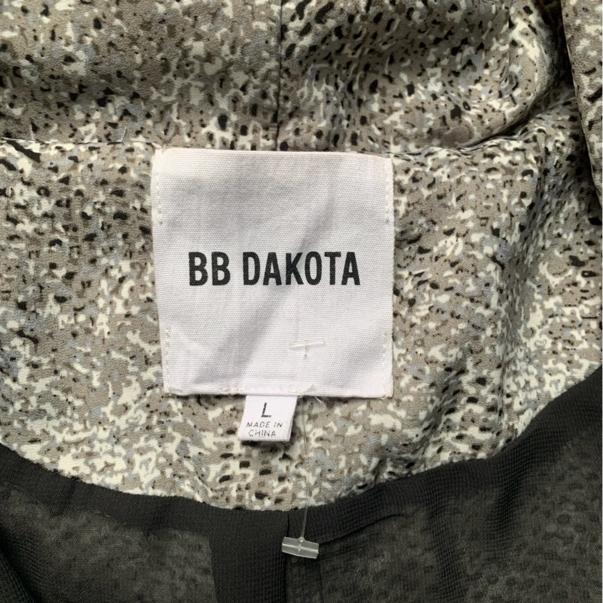 B.B. Dakota Gray Snakeskin Duster Cardigan L - Image 4