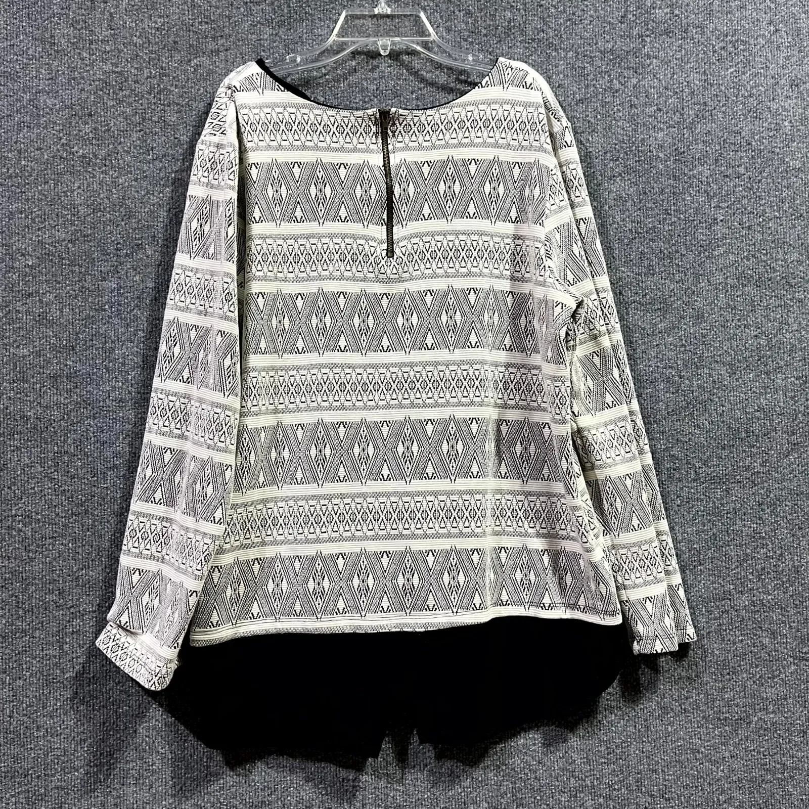 Pleione Tunic Top Womens XL White Black Stretch Geometric Back Zip Everyday Wear - Image 2