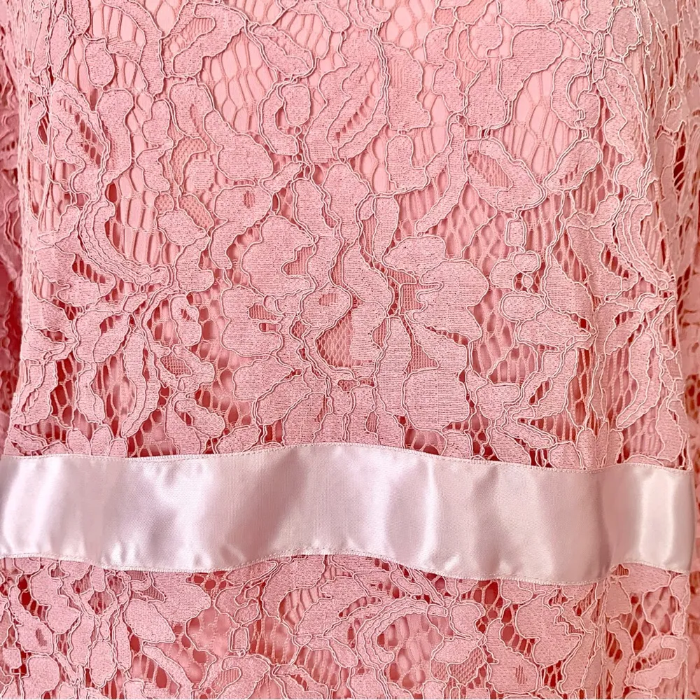 Bee Petite Pink Pastel Floral Lace Long Sleeve Mid Dress. Size undefined - Image 4