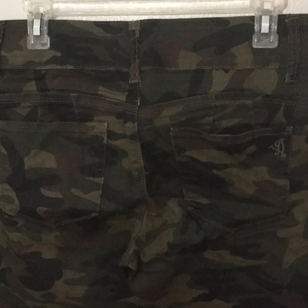 Camo VIP JEANS brand - Image 6
