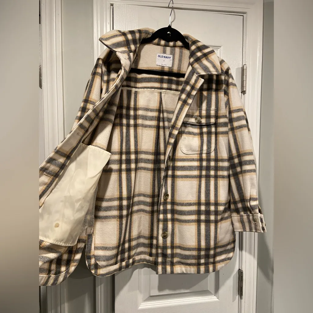 Old Navy Size S Oversized Plaid Flannel Shirt Jacket Soft Brushed Button Shacket - Image 11