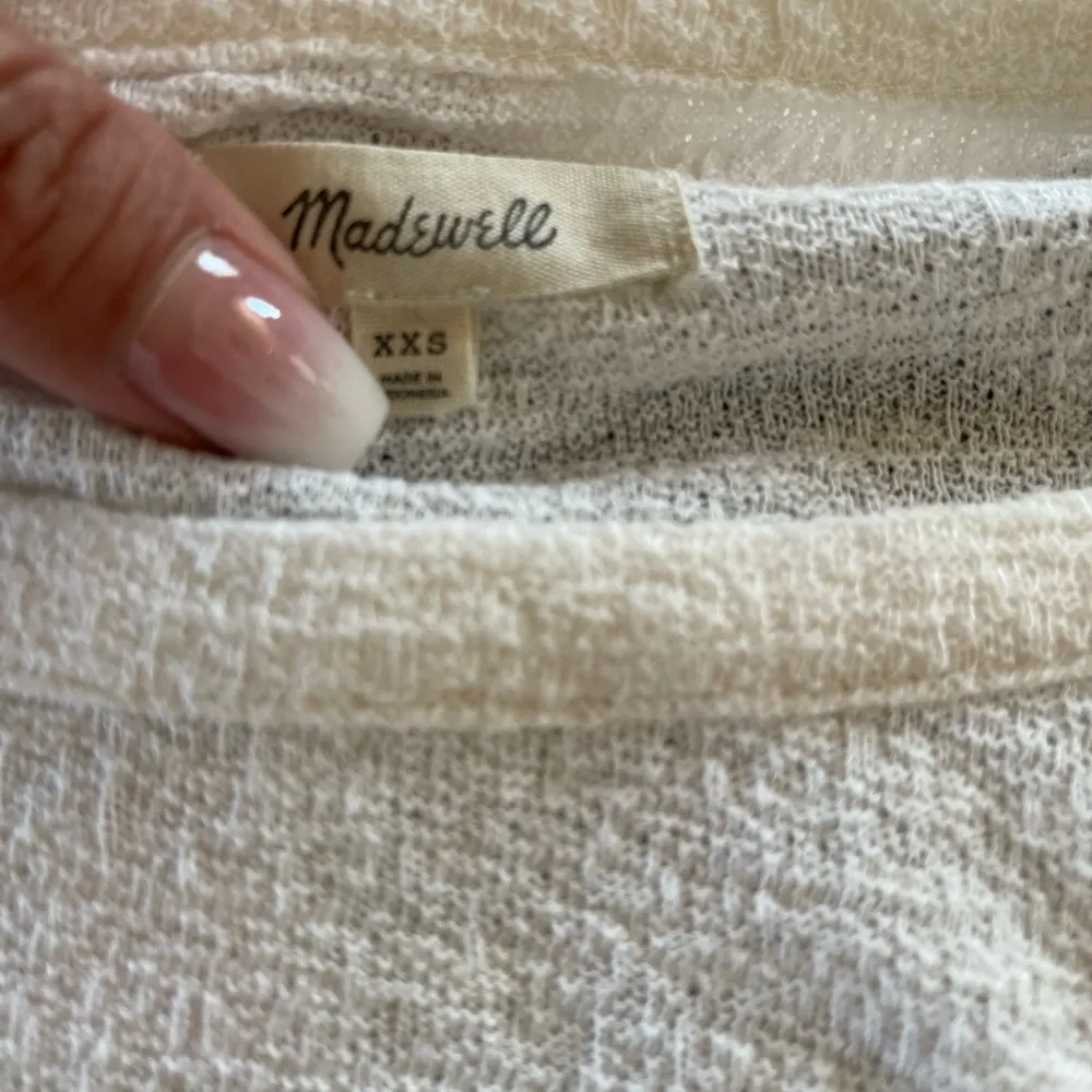 Madewell Texture & Thread XXS
Smocked Bell Sleeve Top - Image 5
