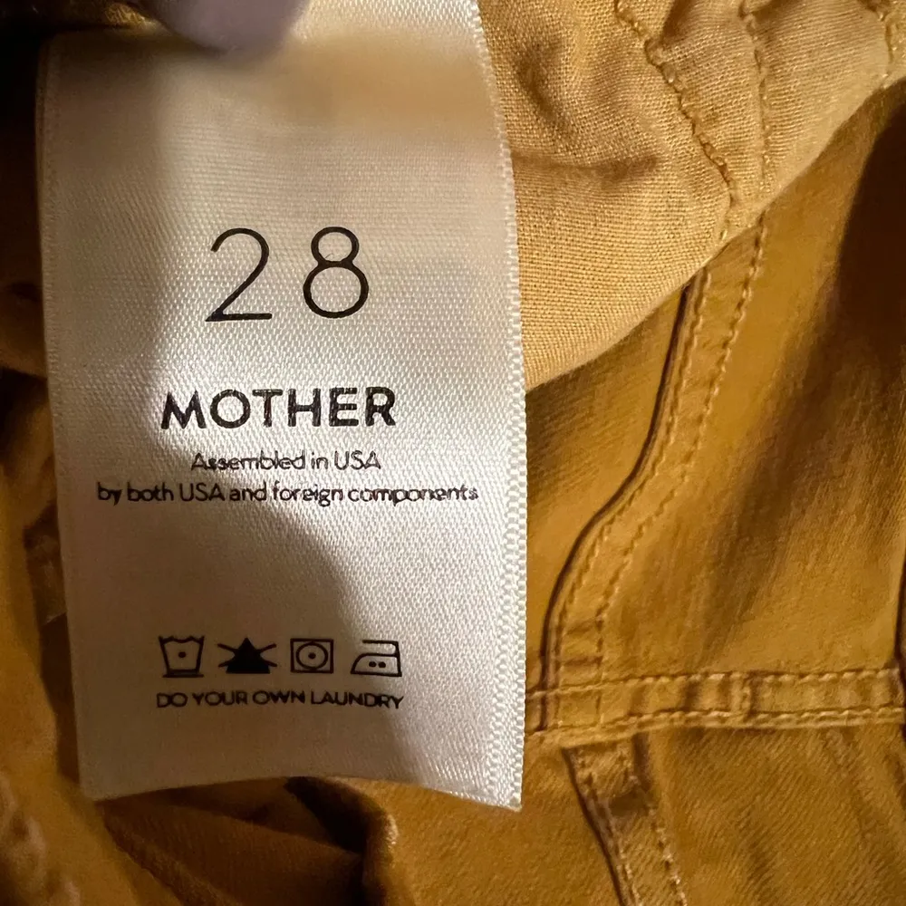 Mother high rise the tomcat ankle fray in HEY size 28 straight leg Orange - Image 13