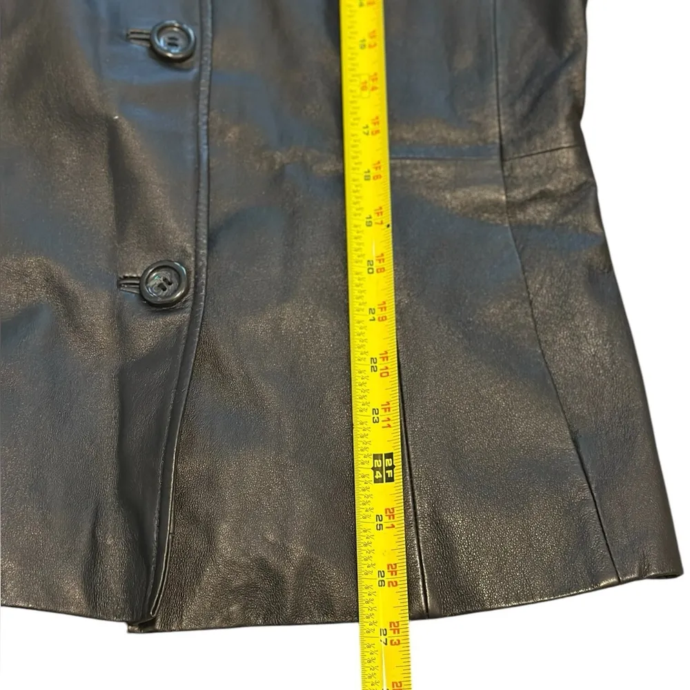 Croft & Barrow Women's Black Leather Jacket Size M - Image 8