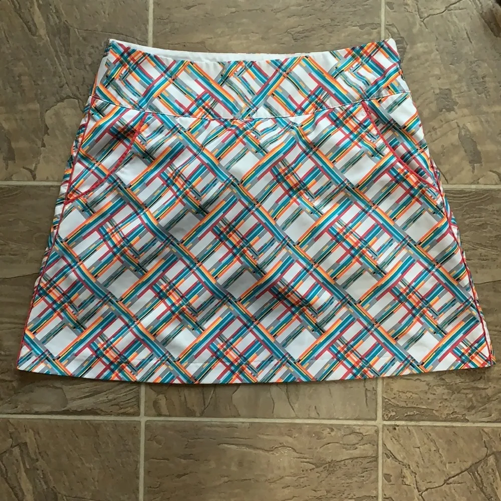Adidas Golf White Diagonally Striped Golf Skort Size 4 - Image 2