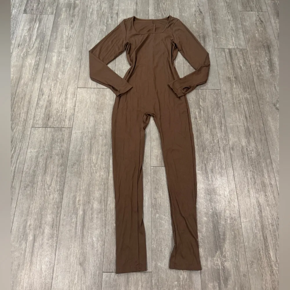 AMAZON Brown Long Sleeve Jumpsuit - Image 3