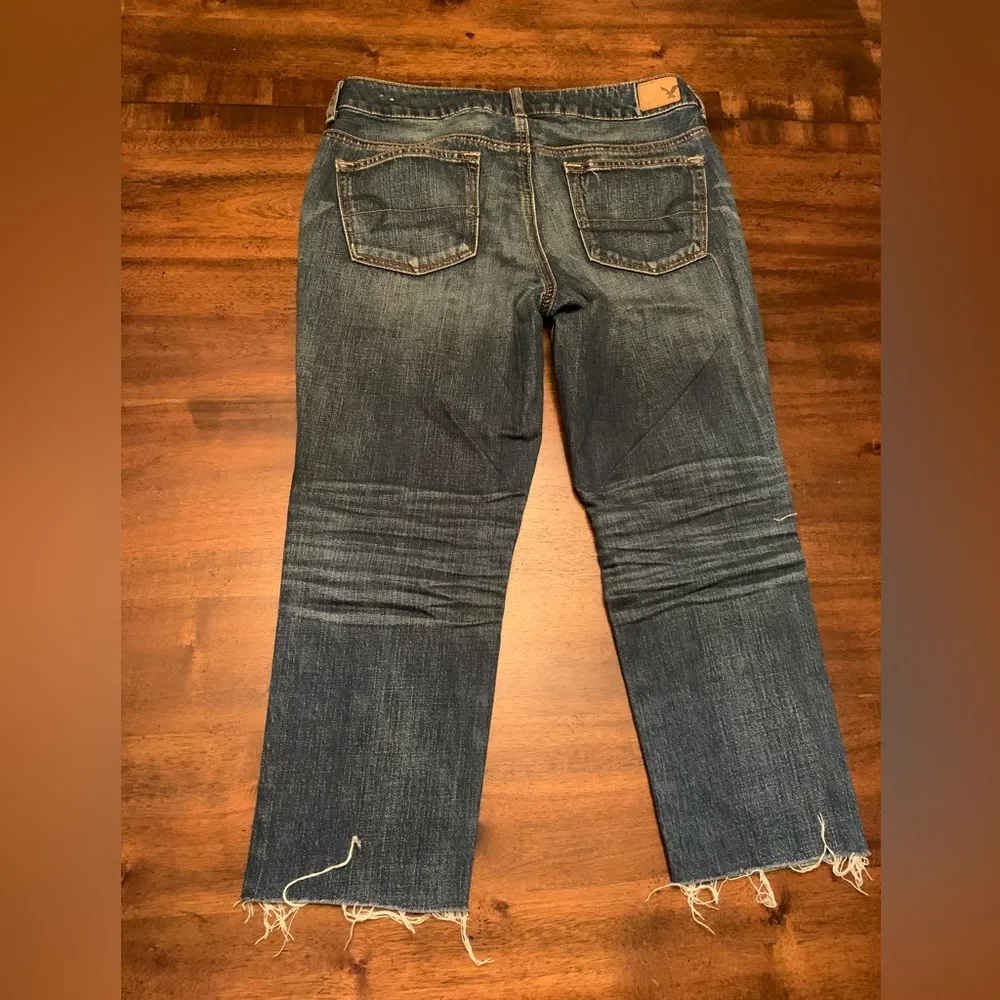 American Eagle Jeans Size 2 Blue Boy Crop Distressed - Image 4