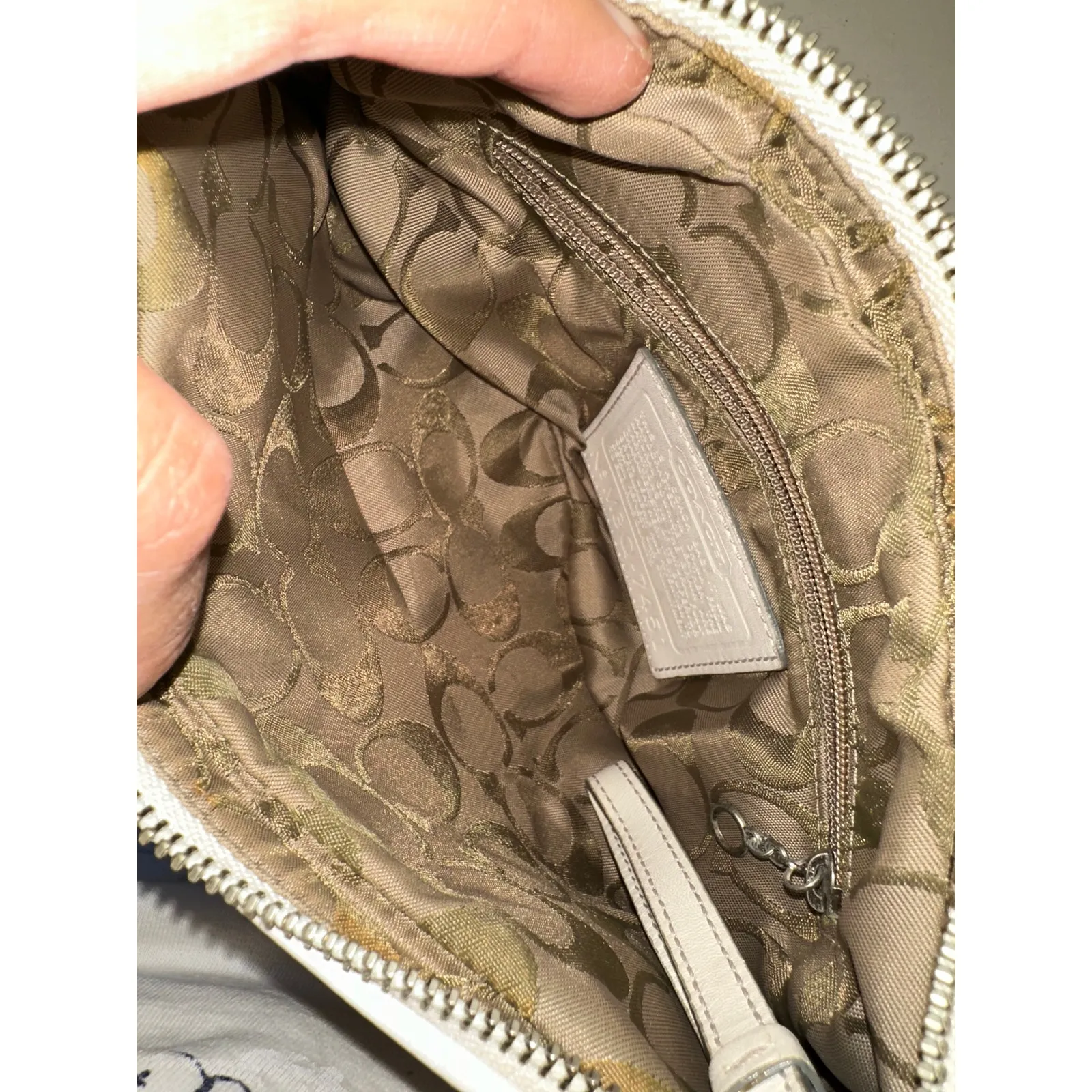 Coach Soho Mini Hobo Leather Shoulder Bag Y2K Adjustable straps - Image 12