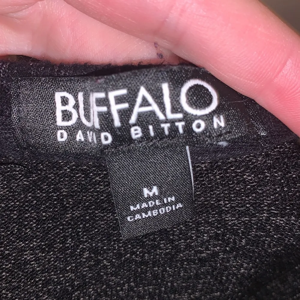 Buffalo David Bitton  gray maroon stretchy comfy pullover shirt - Image 6