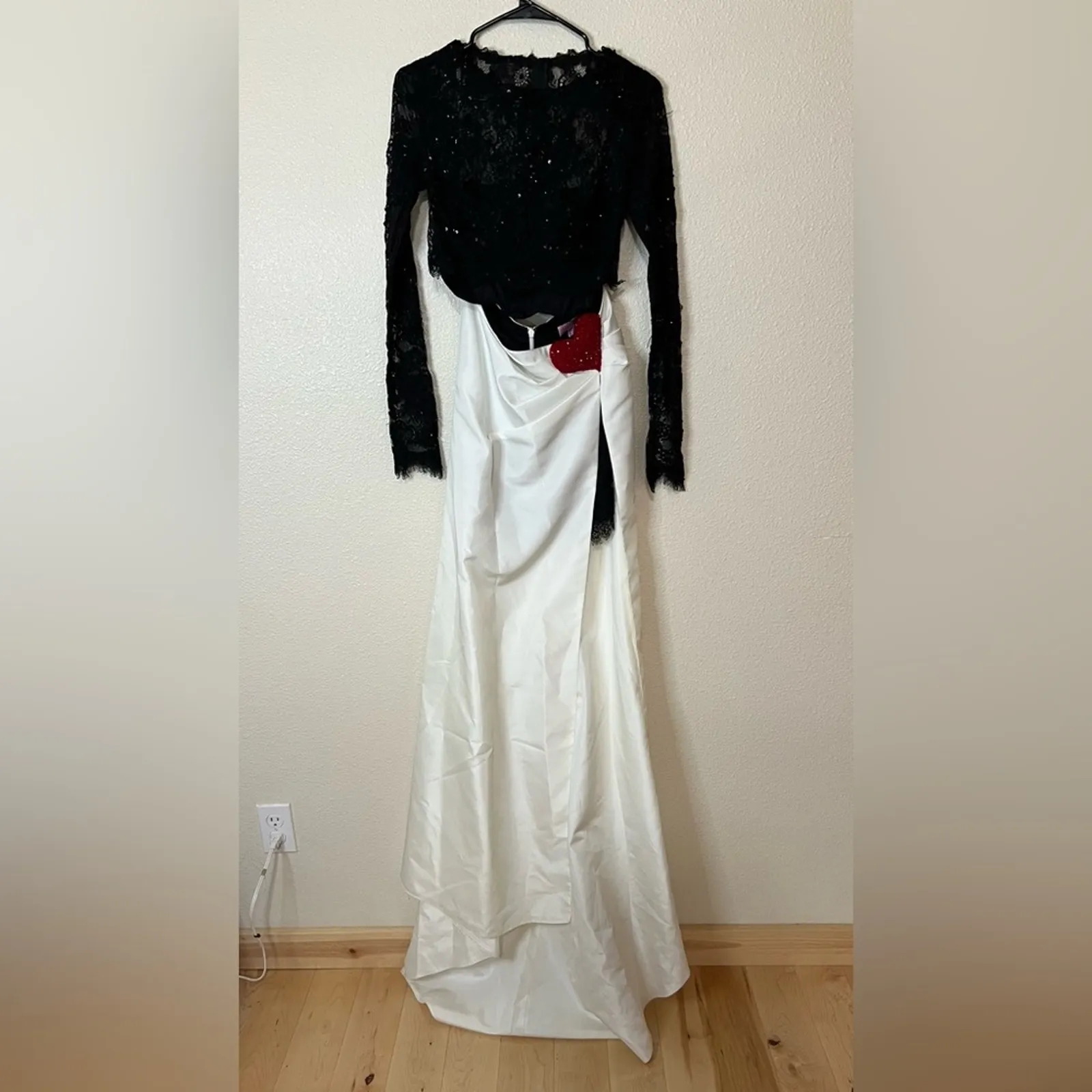 Tarik Ediz Canisa Queen of Hearts lace satin black white two piece dress NEW 2 - Image 10