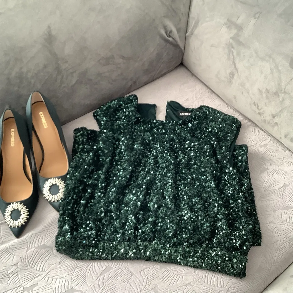 Gorgeous sequined midi dress 🔥LIKE NEW! - Image 4