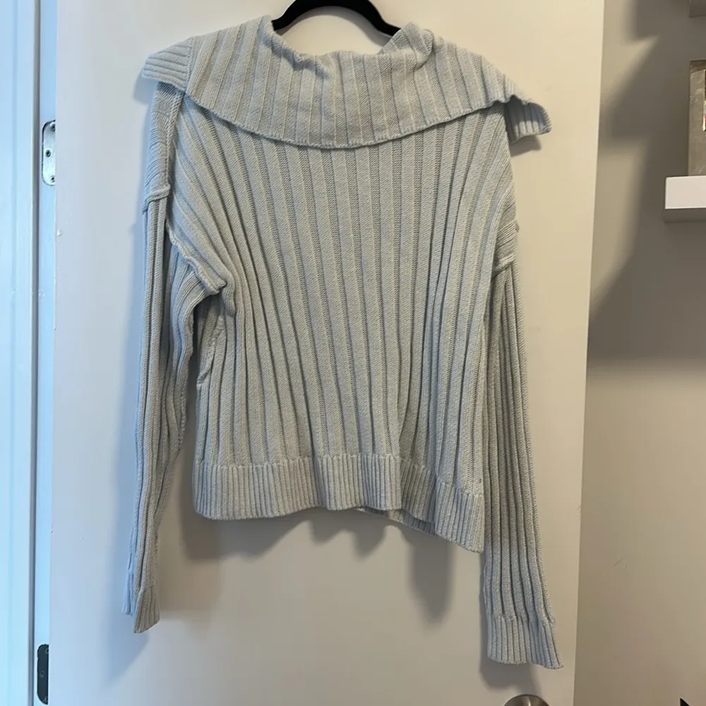 Forever21 Ribbed Knit Foldover Sweater - Image 4