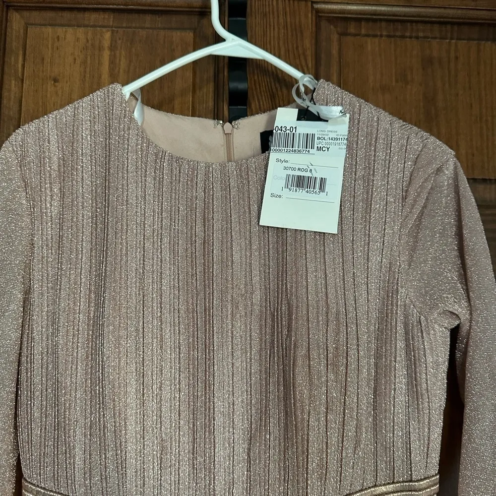 MAC DUGGAL Shimmering Pleated A-Line 3/4 Sleeve Gown - Image 8