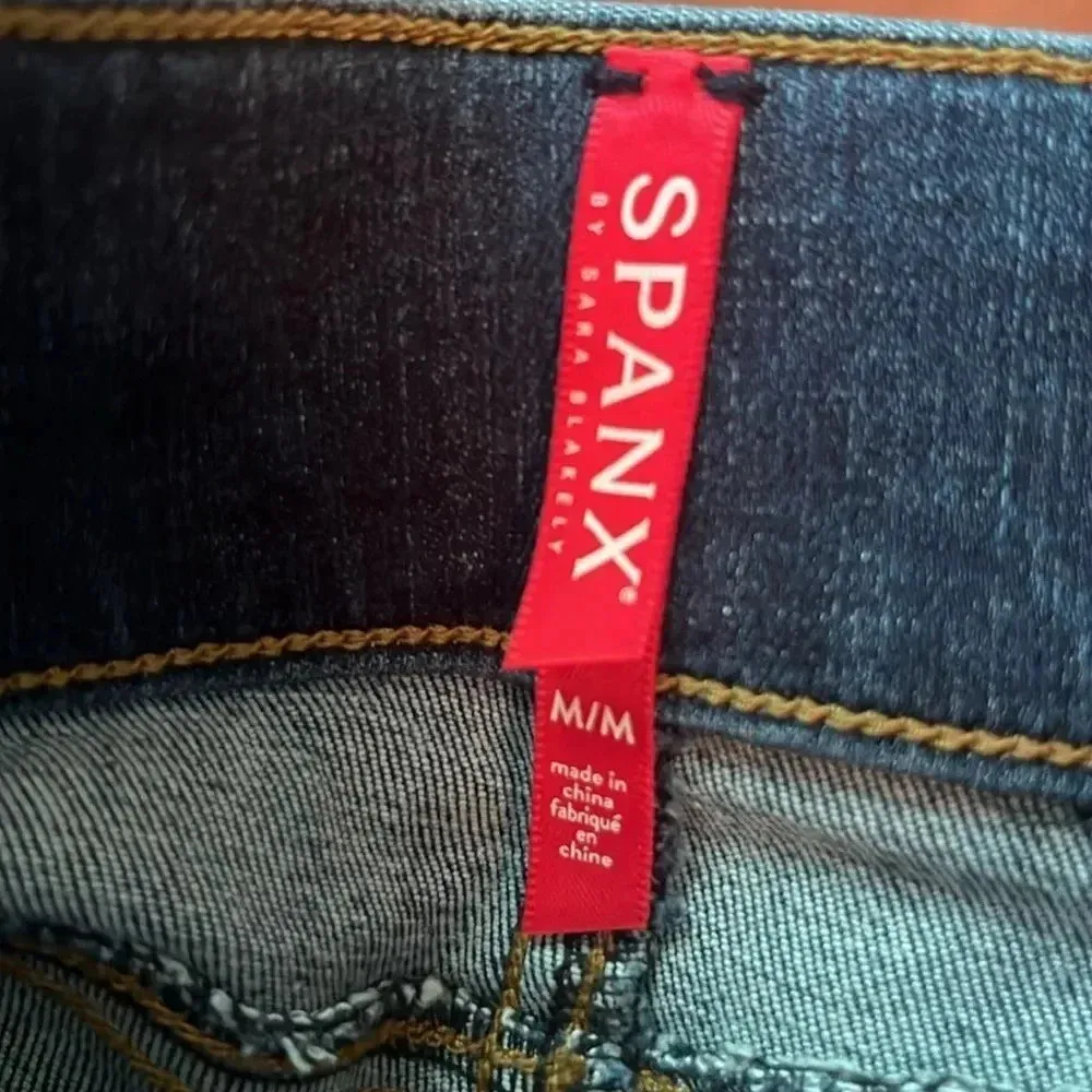 NWOT Spanx Denim Ankle Skinny Distressed Med Wash Jeans BUTT LIFTER Size Medium - Image 8