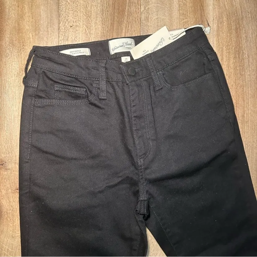 Universal Thread Women's High-Rise Ankle Bootcut Jeans,NWT 4L/27 in black - Image 5