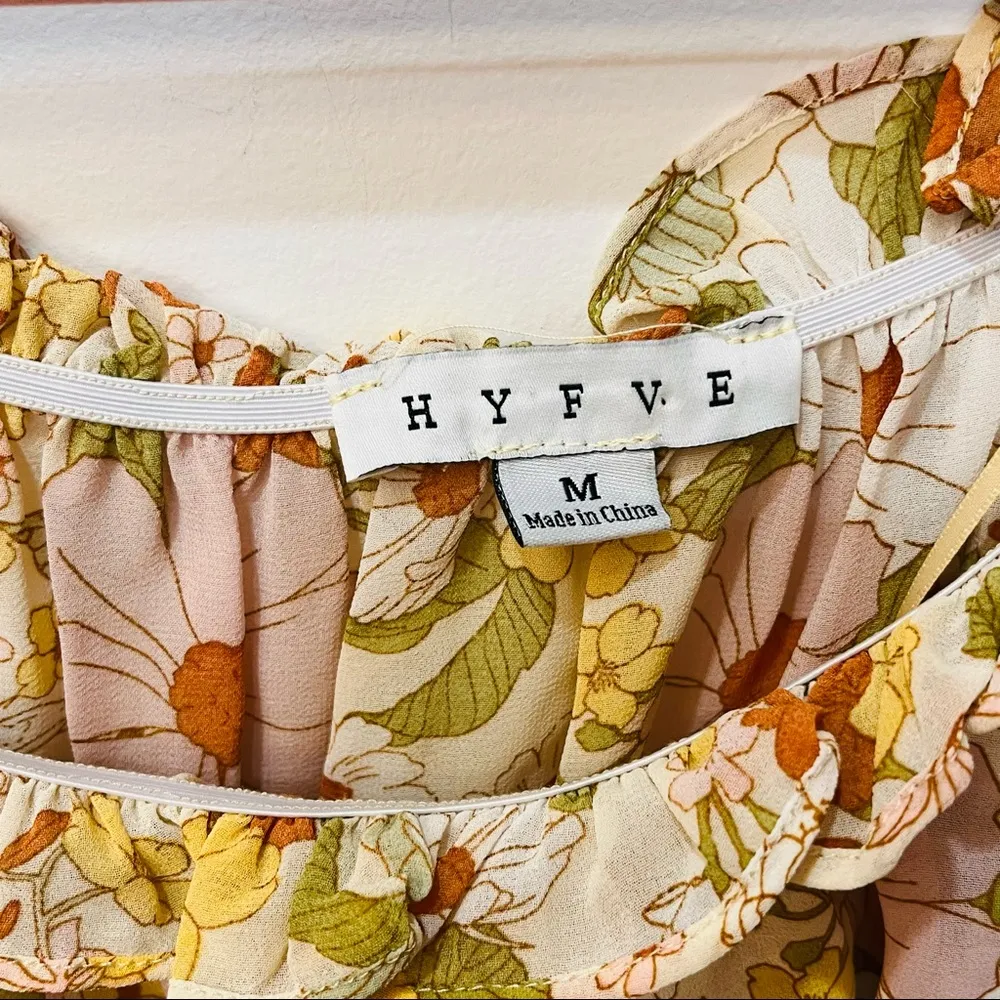 HYFVE La Jolla Floral Smocked Blouse flower power sz Medium - Image 85