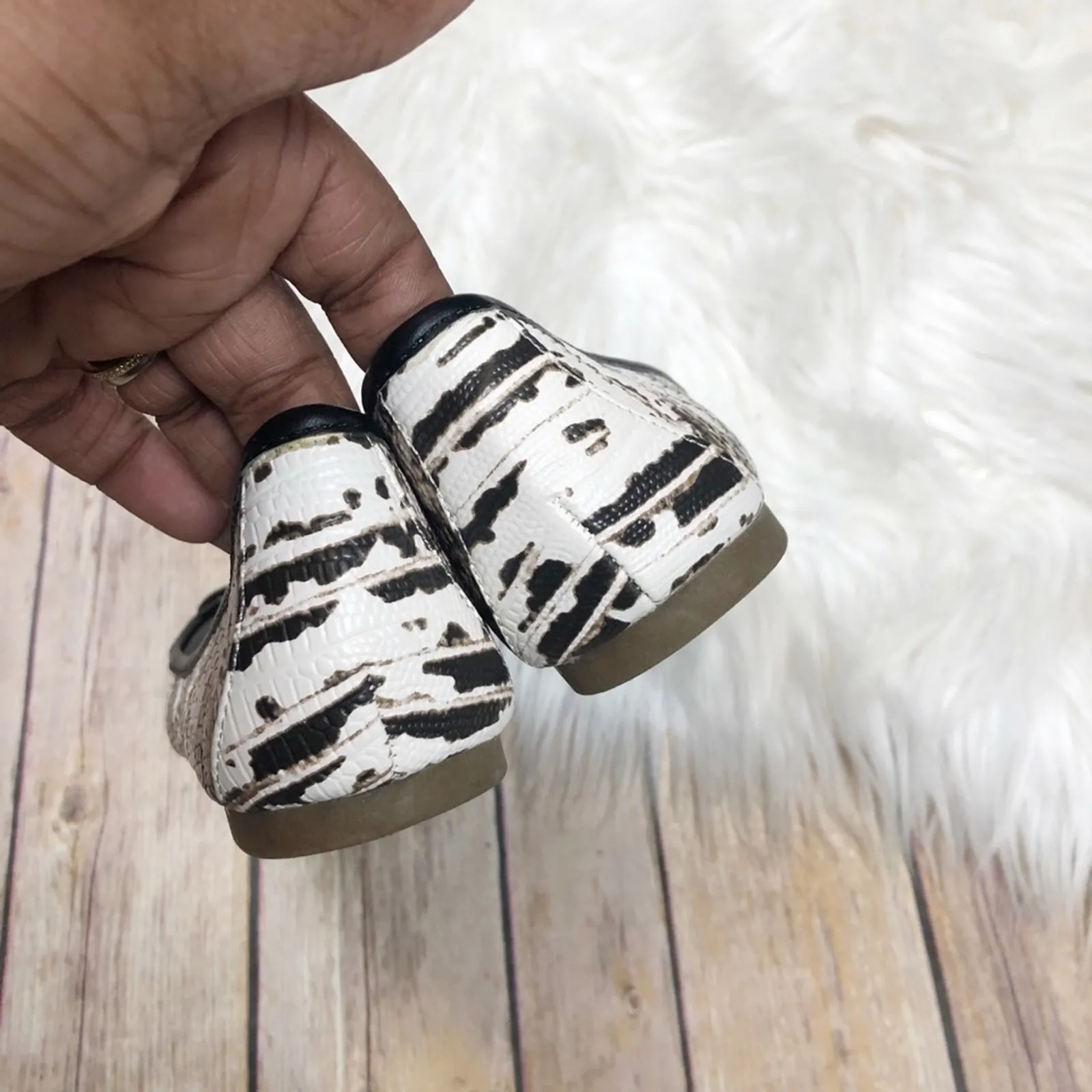 Circus by Sam Edelman Women's Ali Spiked Slip On Ballet Flats Size 6 - Image 4