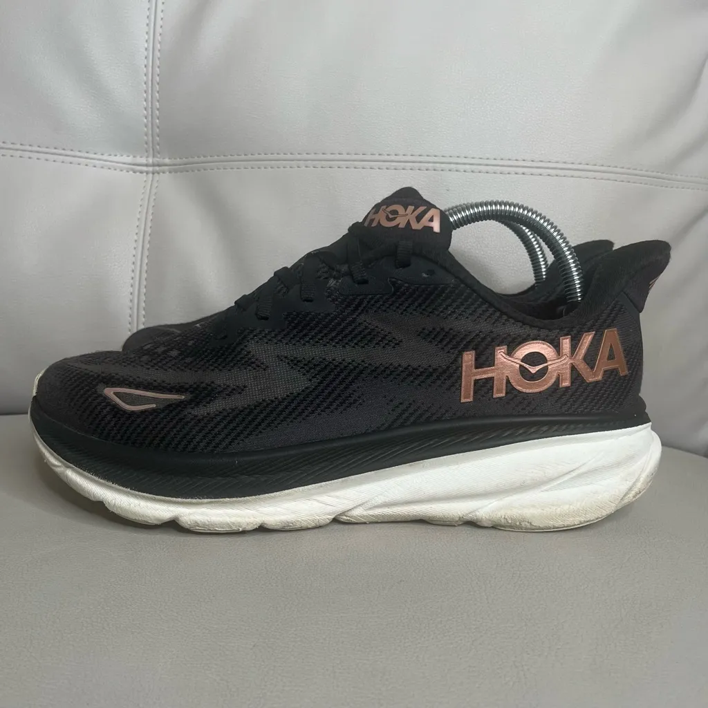 Hoka Clifton 9 Black Rose Athletic Running Shoes Sneakers Women’s Size 9.5D - Image 4
