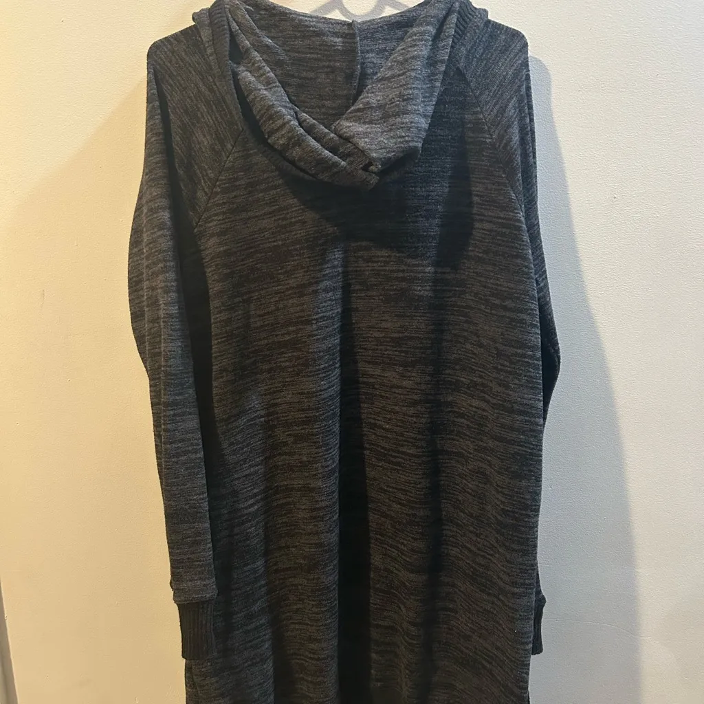 Love on a Hanger Dark Gray Open Cardigan - Image 3