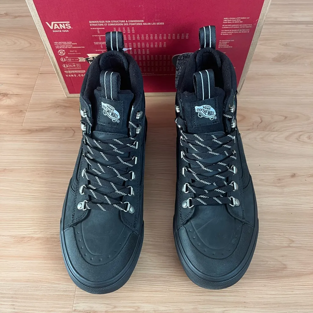 VANS SK8-HI DR MTE-2
VN0009QMBLA Black Women 9.0 US Mens 7.5 US - Image 8