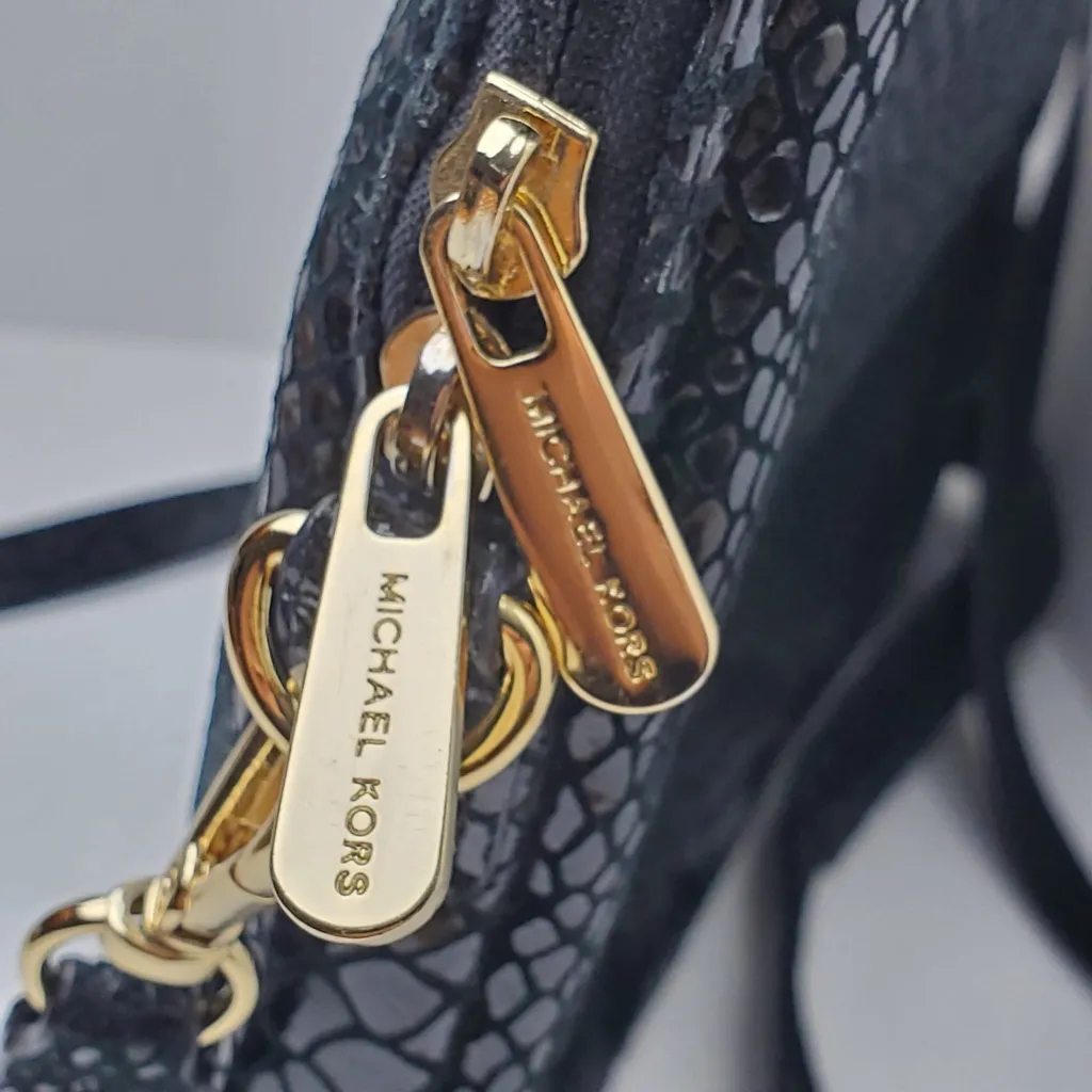 MICHAEL KORS Black Python Style Notebook Cover with‎ Strap Crossbody Bag - Image 12