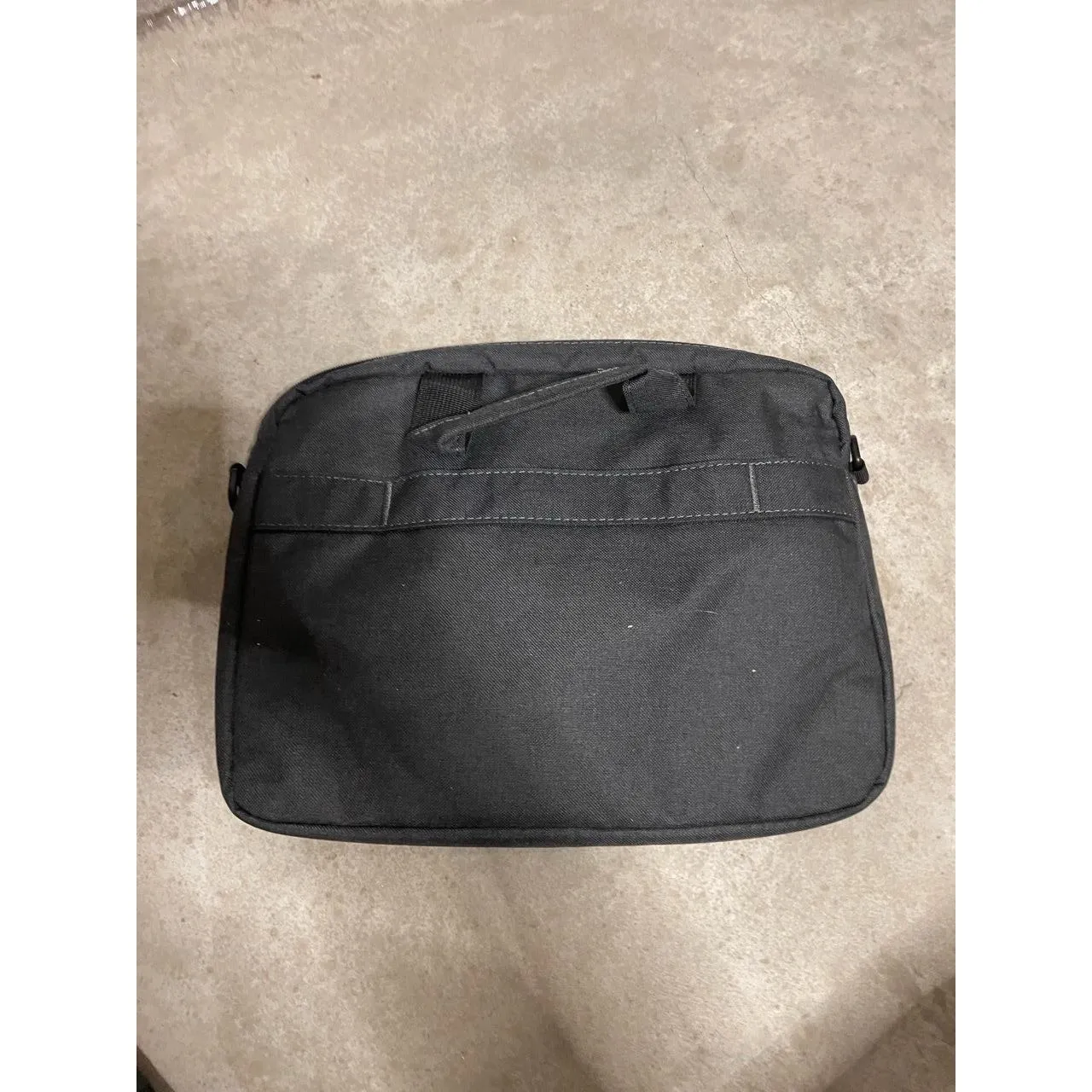 New Lenovo Casual Toploader Water Resistant 15.6 Laptop Bag, Grey Gray - Image 4