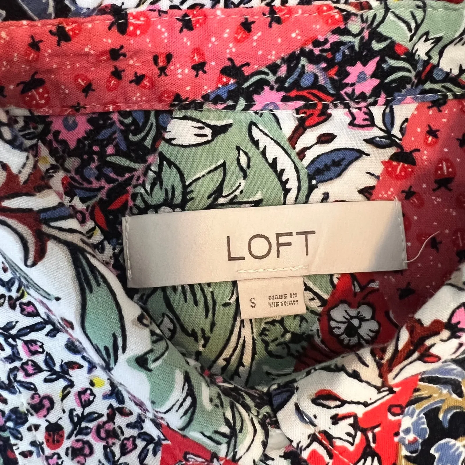 Loft  Patchwork Floral Print Long Sleeve Button Up Shirt Women's Size Small - Image 2