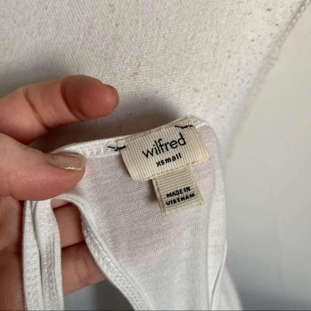 Wilfred • White Scoop Neck Tank Top - Image 6