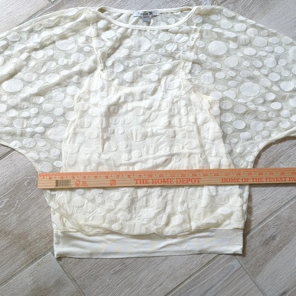 Forever 21 Short Sleeve Polka Dot Blouse - Image 14