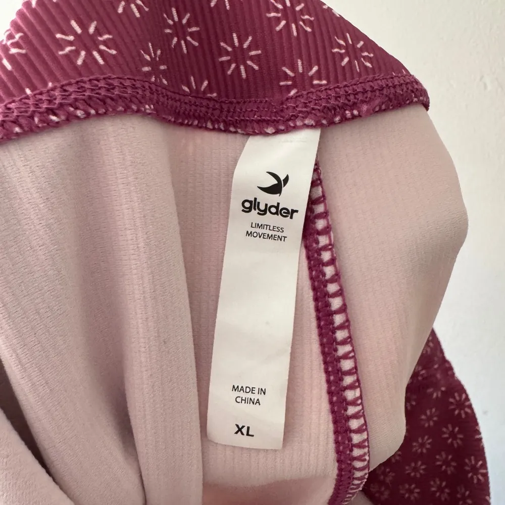 NWOT Glyder Sultry 7/8 Leggings In Rouge/Peony Sunburst - Image 8