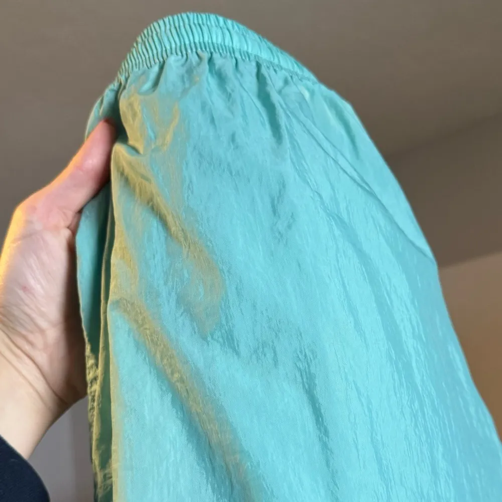 Y2K Nike Aqua Blue Athletic Nylon Shorts Sz Small - Image 11