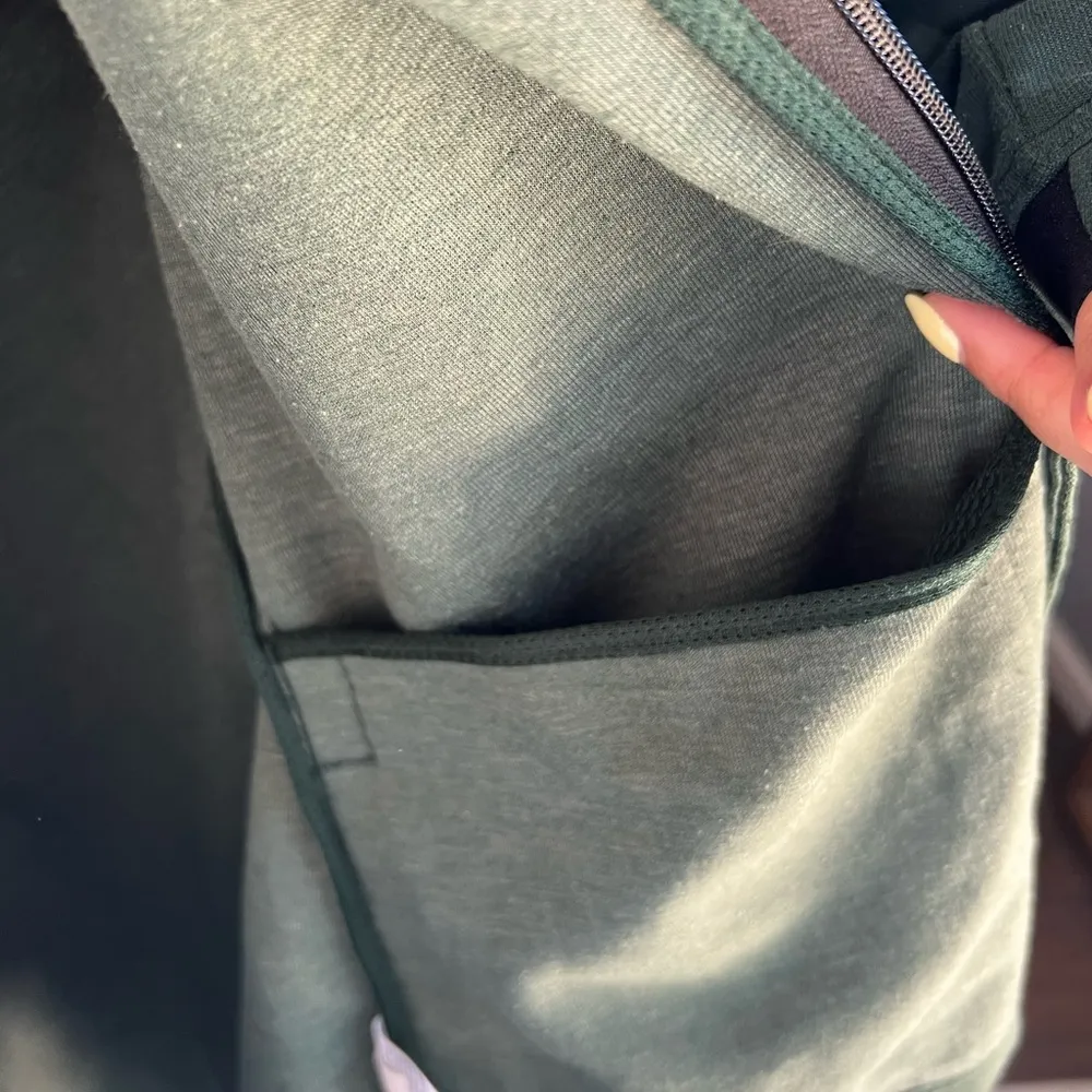 MSU Nike Green Zip Up - Image 11