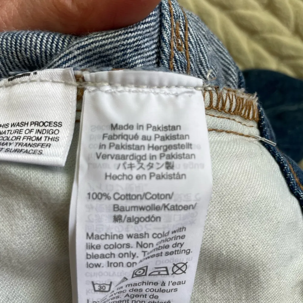 Madewell size 25 blue medium wash frayed raw hem A-line “rigid denim” mini skirt - Image 5