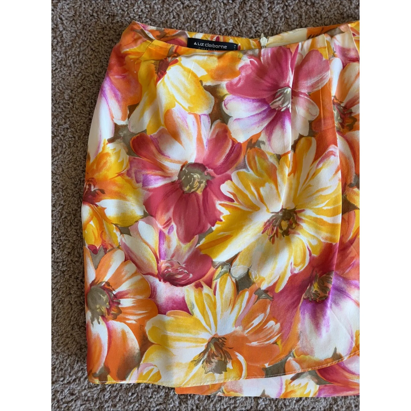 Liz Claiborne Collection Vintage VTG 100 Silk Bold Floral‎ Flower Skirt 2 Petite - Image 2
