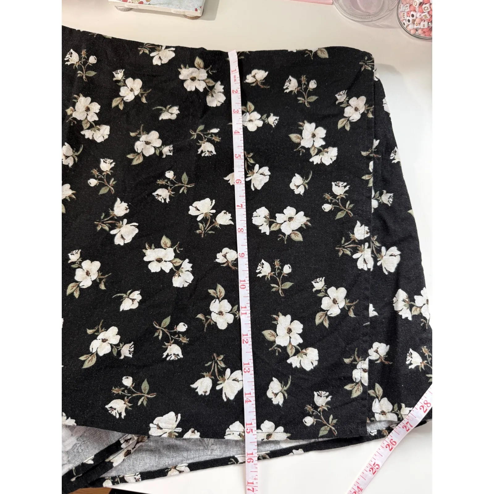 Old Navy Women's Linen Wrap‎ Mini Skirt Black Floral Print Size L - Image 10
