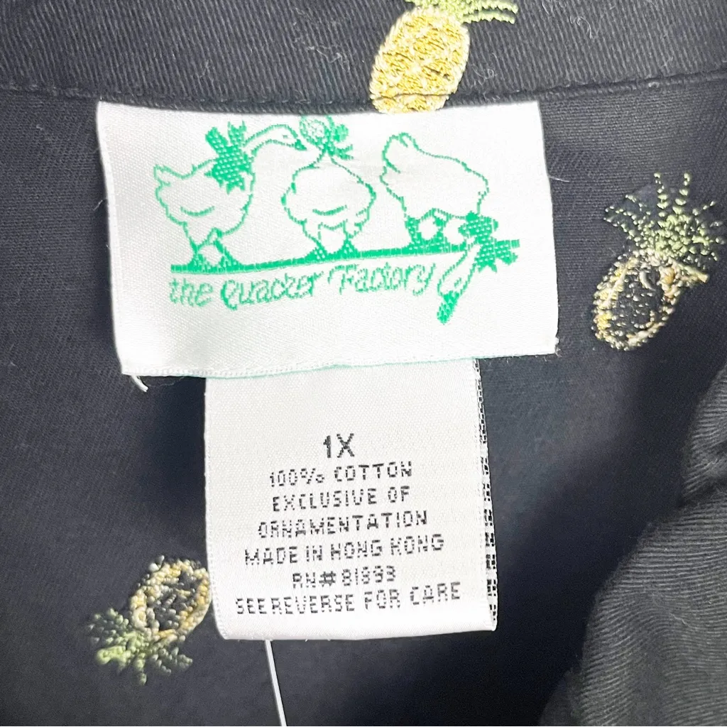 QUACKER FACTORY 100% Cotton Black Embroidered Pineapples Front Zip Shacket 1X - Image 3
