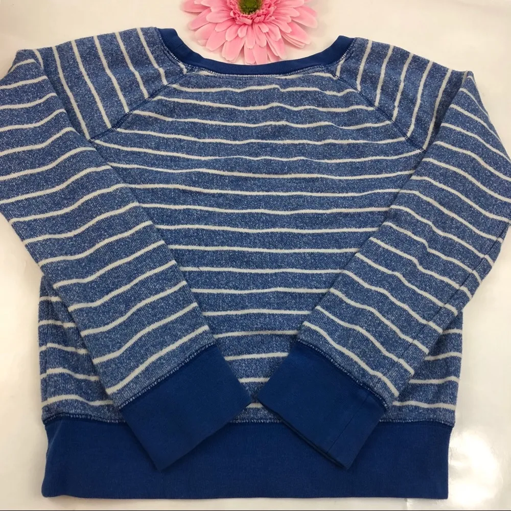 VS Pink Blue & White Striped Crewneck Sweatshirt - Image 5