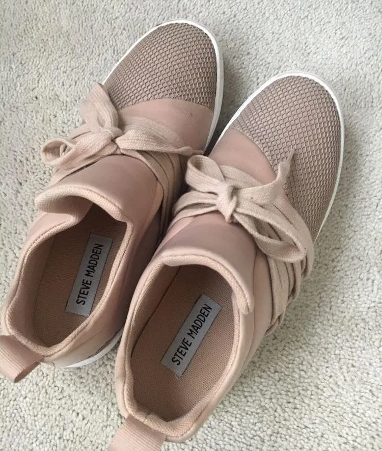 Steve Madden Sneakers - Image 2