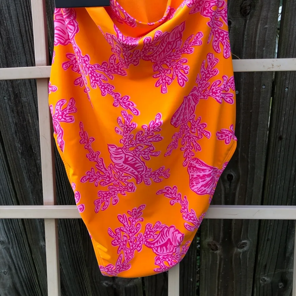 Ellen Tracy Women's Coral print pink & orange Halter One Piece Swimsuit size 10 - Image 5