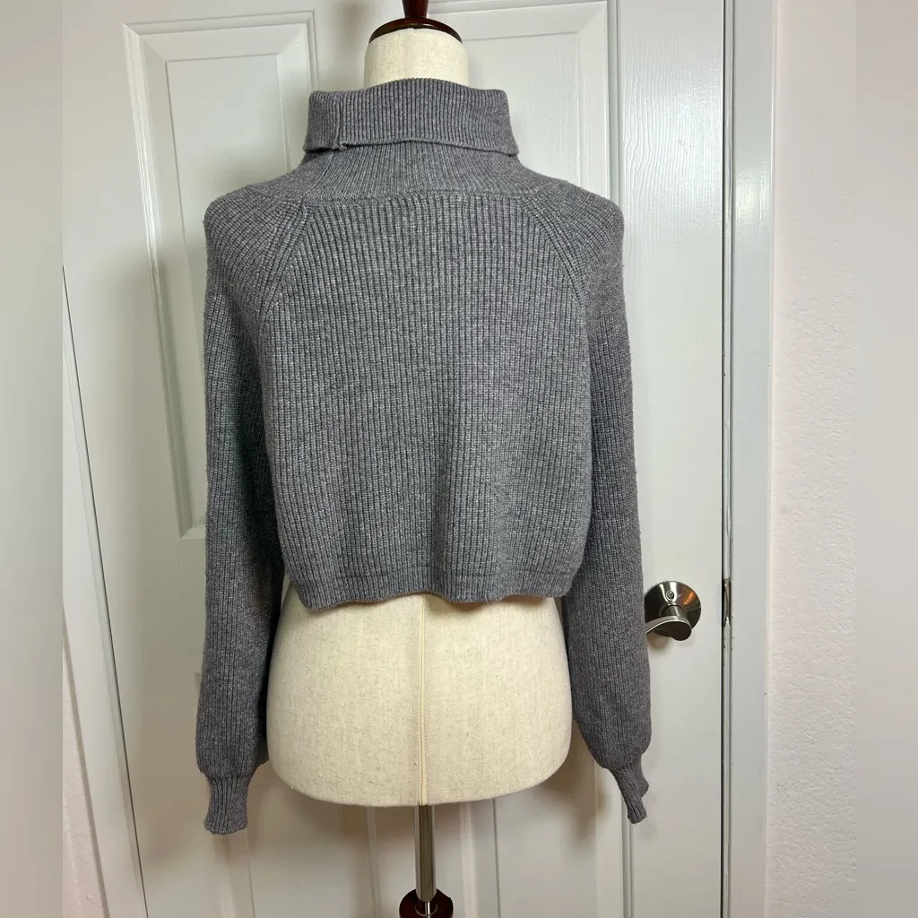 Turtleneck
Sweater Topper‎ Size one size - Image 4