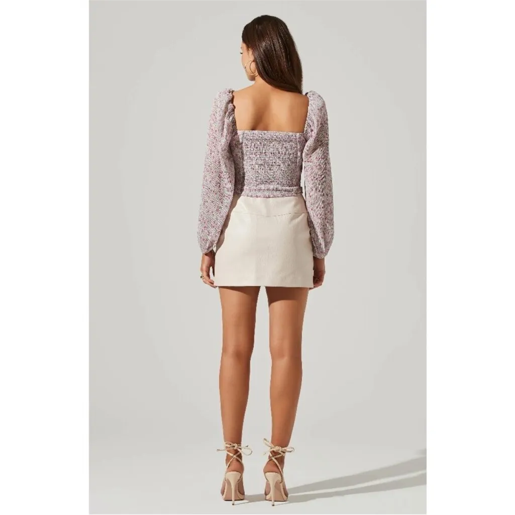 Astr NWT Floral Print Top - Image 5