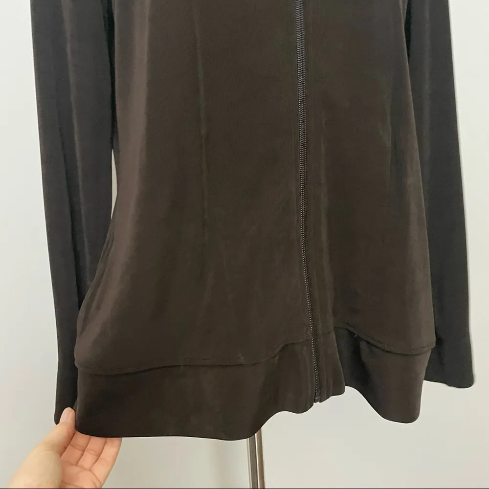 Chicos Travelers Jacket Full Zip Mock Neck Pockets Wrinkle Free Leopard Brown - Image 9