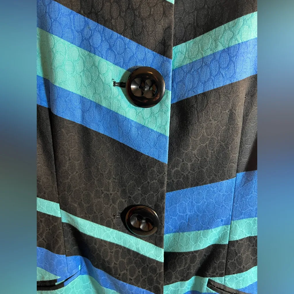 Vesti Multicolor Striped Trench Coat pockets button front black blues collar 8 - Image 4