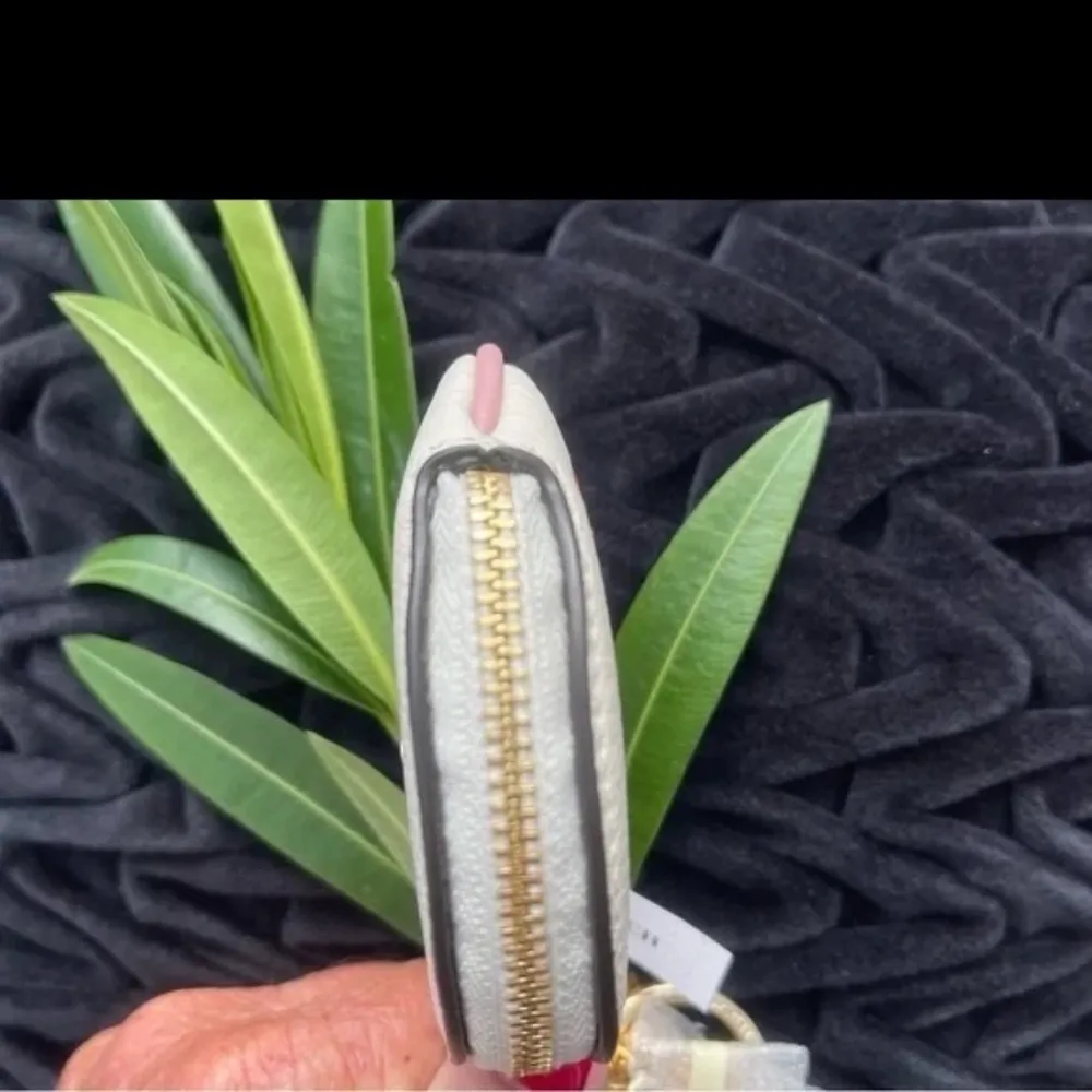 COACH Leather Heart Print Circular Coin Pouch & Keychain New w Tag - Image 4